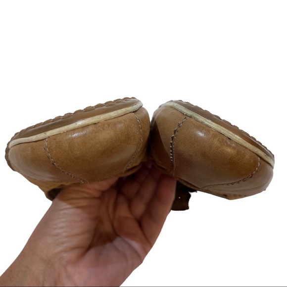 Cole Haan Nike Air Cognac Leather and suede Flats Size 9AA, fits an 8.5 M - Picture 7 of 9